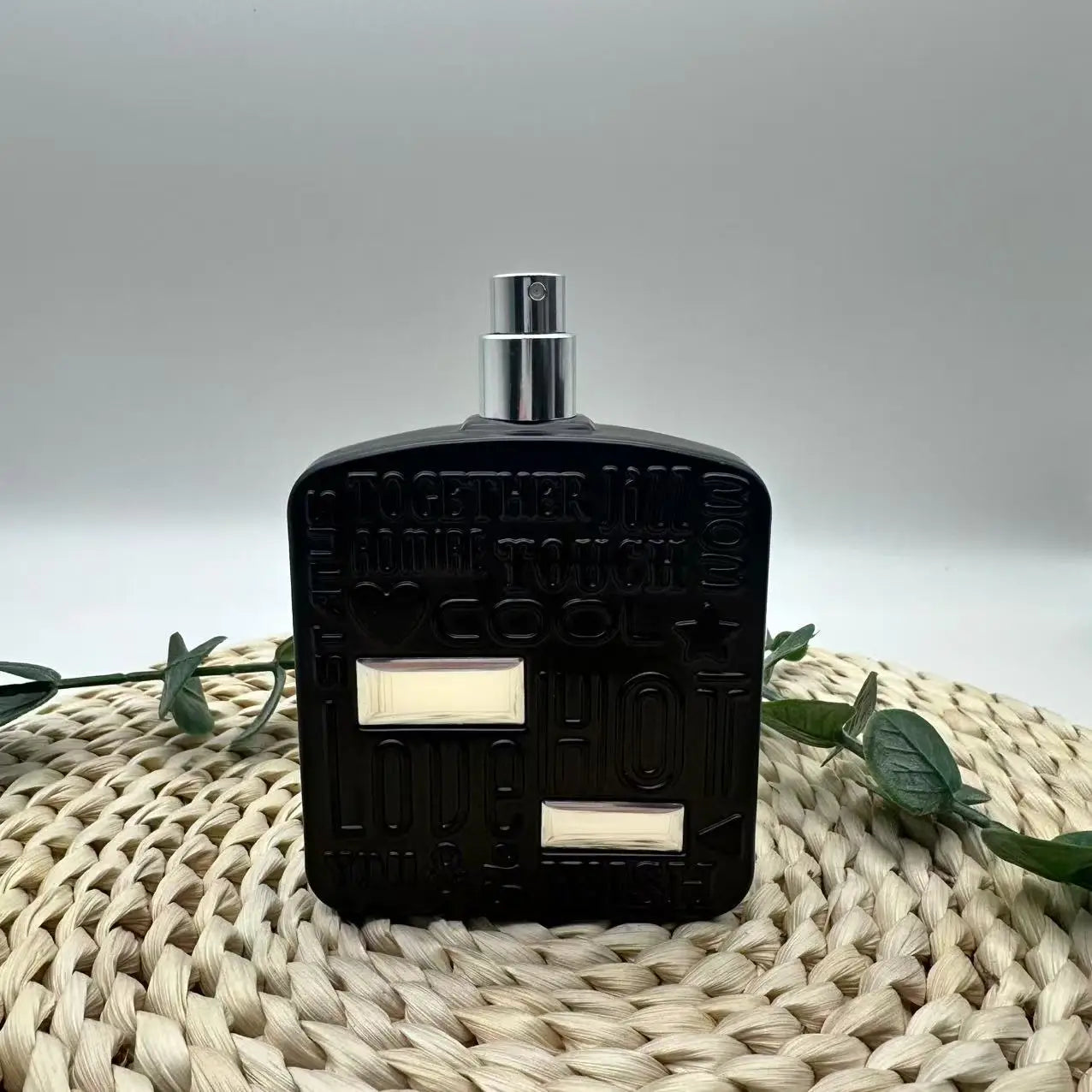 Arabian High-quality Neutral Perfume with Long-lasting Cologne Scent. Quality Perfume Supplier.