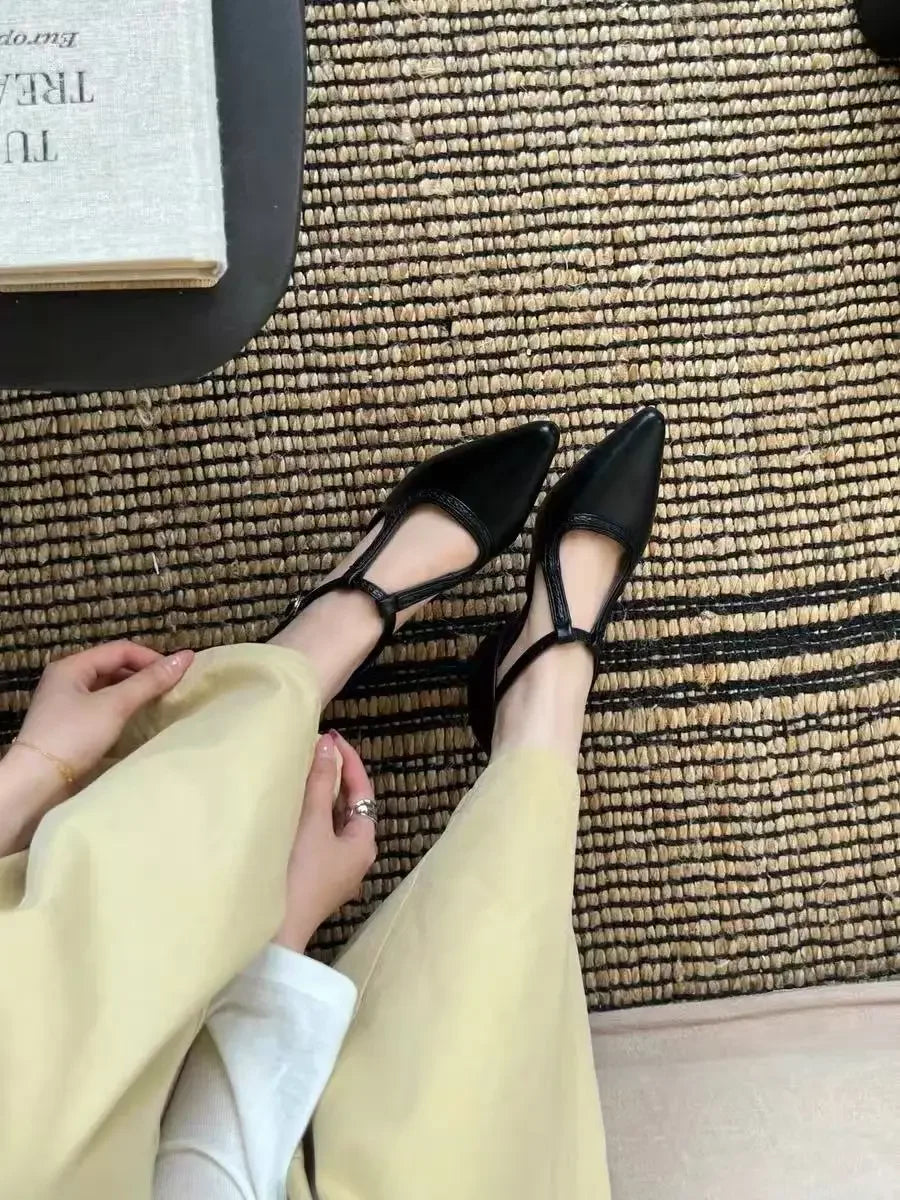 Summer fashion pointed-toe women's sandals Leather shoes with comfortable and elegant heels Available in strap style