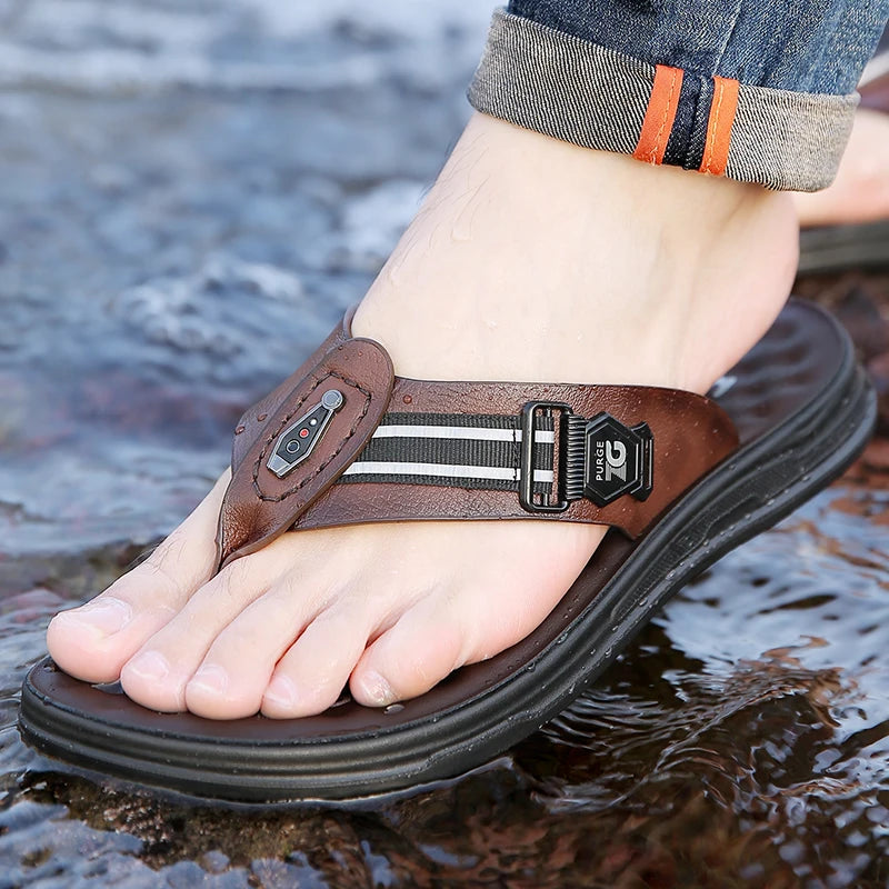 Men's Summer Sandals Anti-Slip Soft Bottom Fashionable Slip-On Comfortable Versatile Wear-Resistant Flat Sandals-902