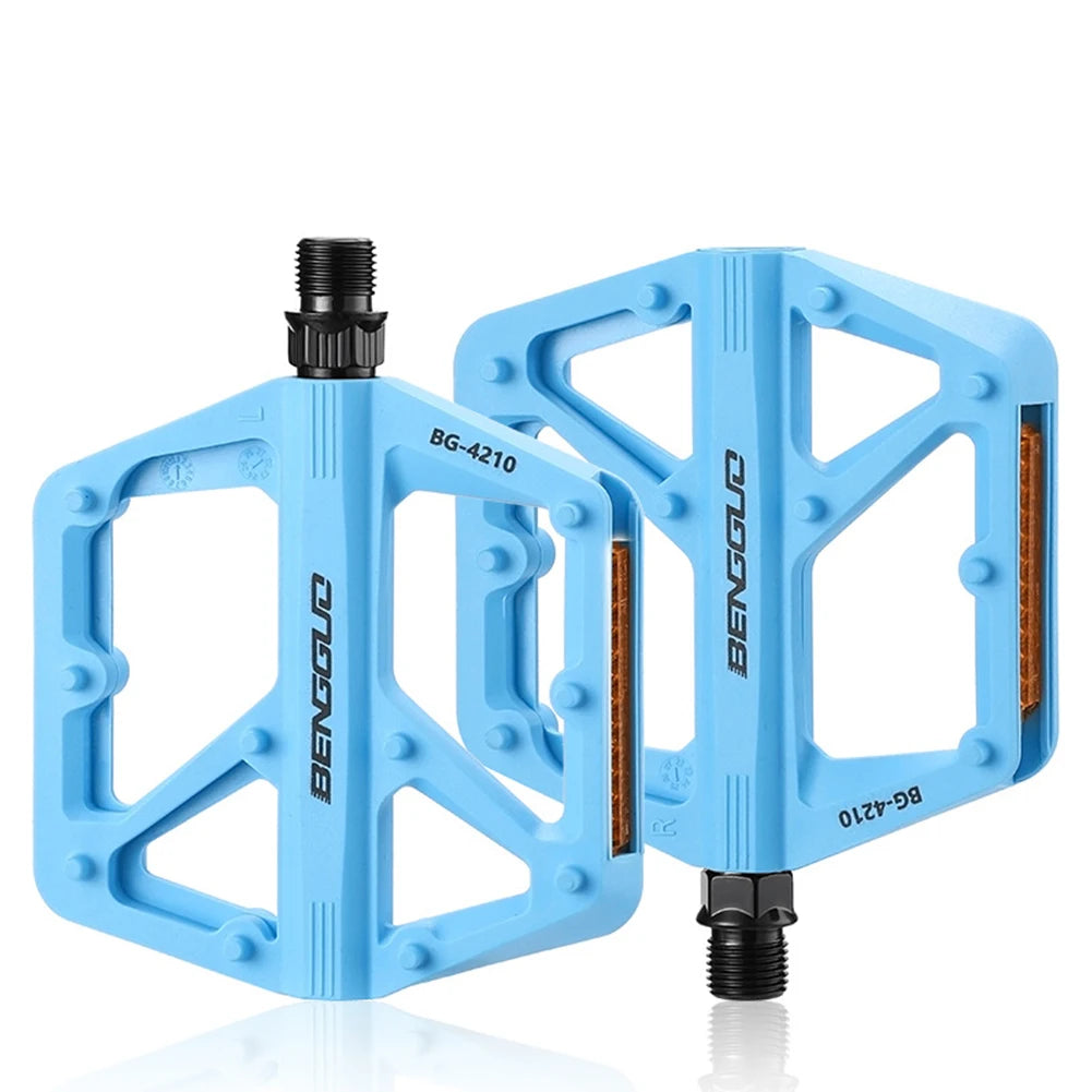 Double DU Bearing Nylon Bicycle Pedals with Reflector Ultralight Bike Pedals Bicycle Platform Pedals Bike Accessories