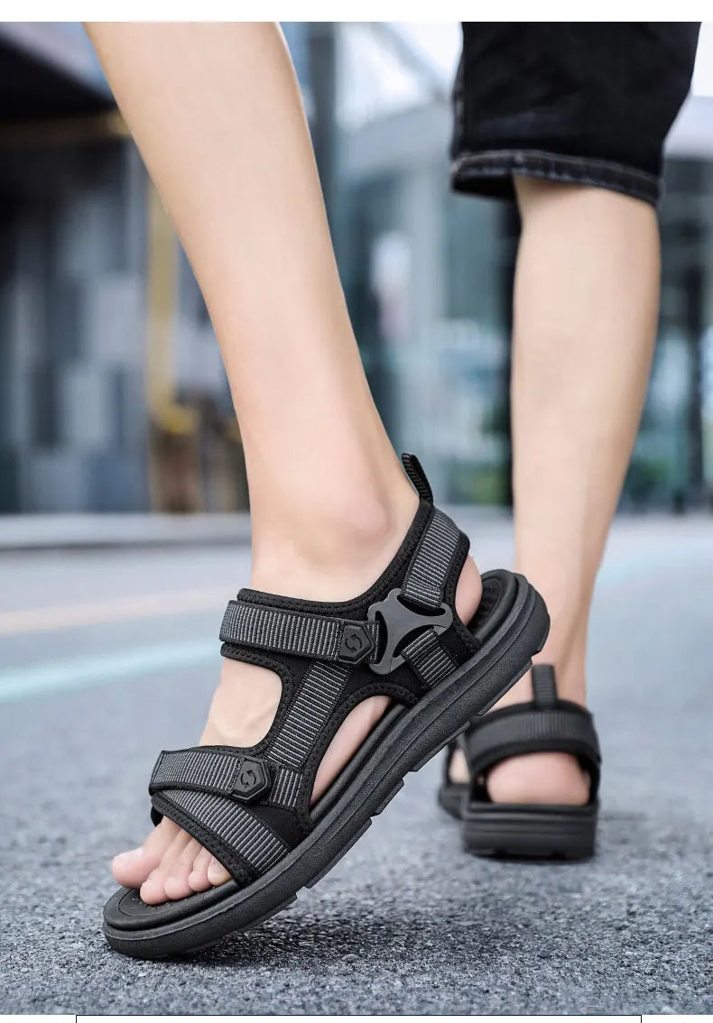 Summer Sandals for Men Leisure Beach Sandals Male Fashion Leisure Beach Holiday Sandals Shoes Lightweight Outdoor Casual Shoes
