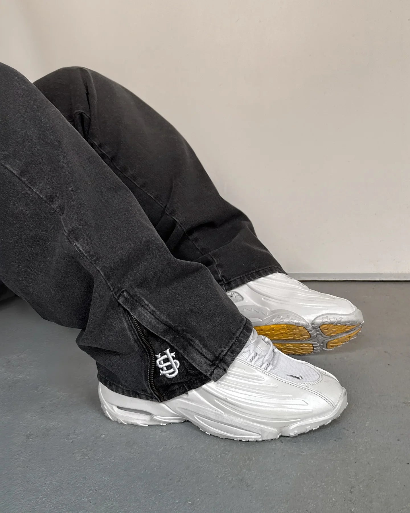 2026 Hip-hop gold coin jeans Y2K retro low waist wide leg zipper pants y2k clothing men's fashion embroidered loose jeans