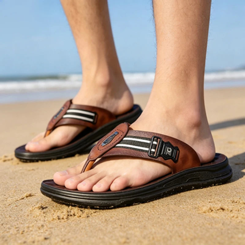Men's Summer Sandals Anti-Slip Soft Bottom Fashionable Slip-On Comfortable Versatile Wear-Resistant Flat Sandals-902