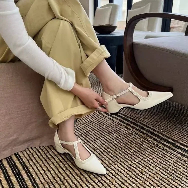 Summer fashion pointed-toe women's sandals  Leather shoes with comfortable and elegant heels  Available in strap style