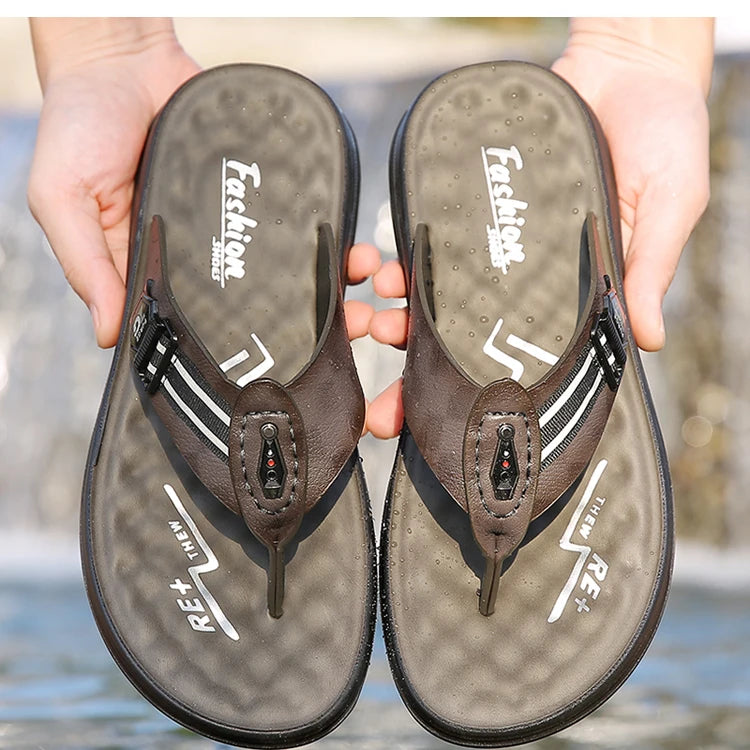 Men's Summer Sandals Anti-Slip Soft Bottom Fashionable Slip-On Comfortable Versatile Wear-Resistant Flat Sandals-902