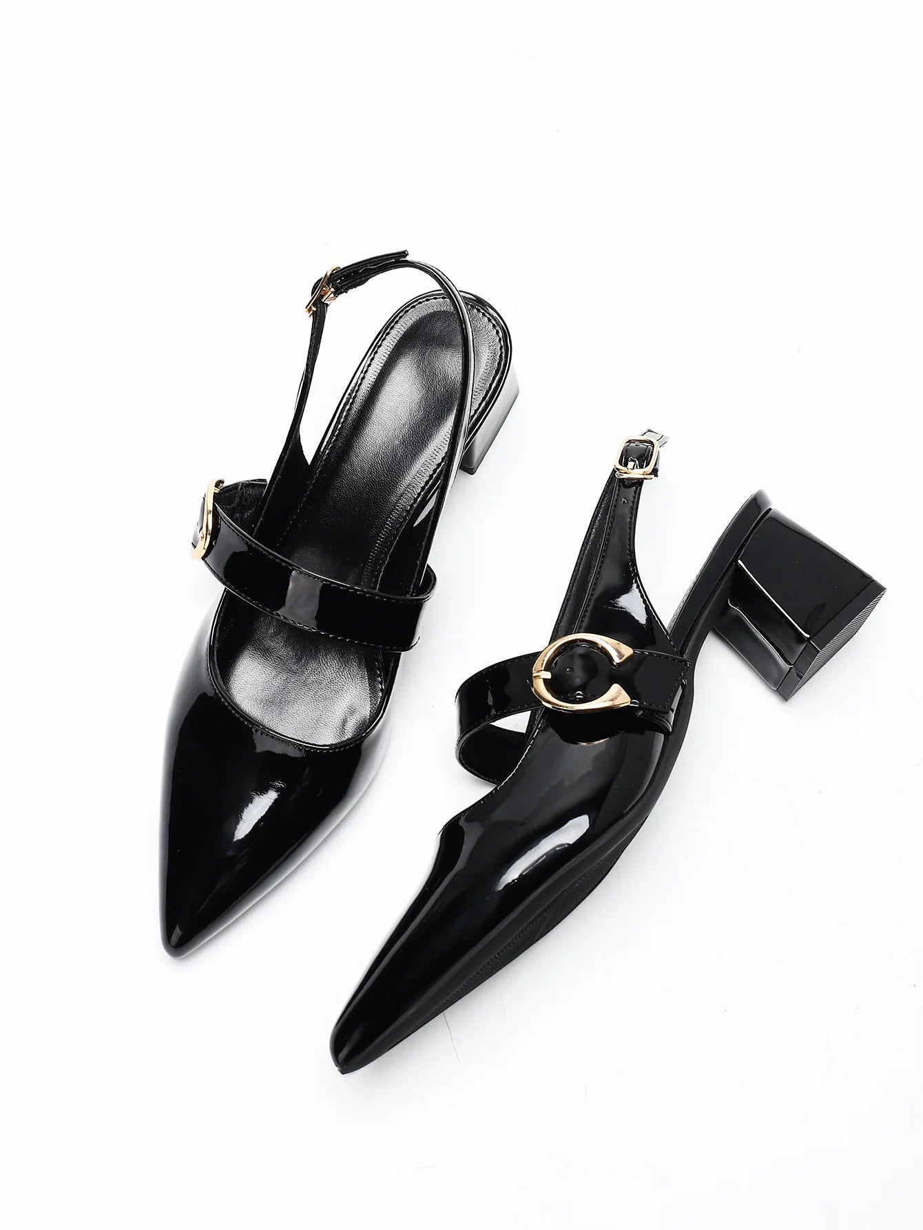 Women's summer sandals2026New French-style pointed-toe, closed-toe, chunky-heeled high-heeled shoes