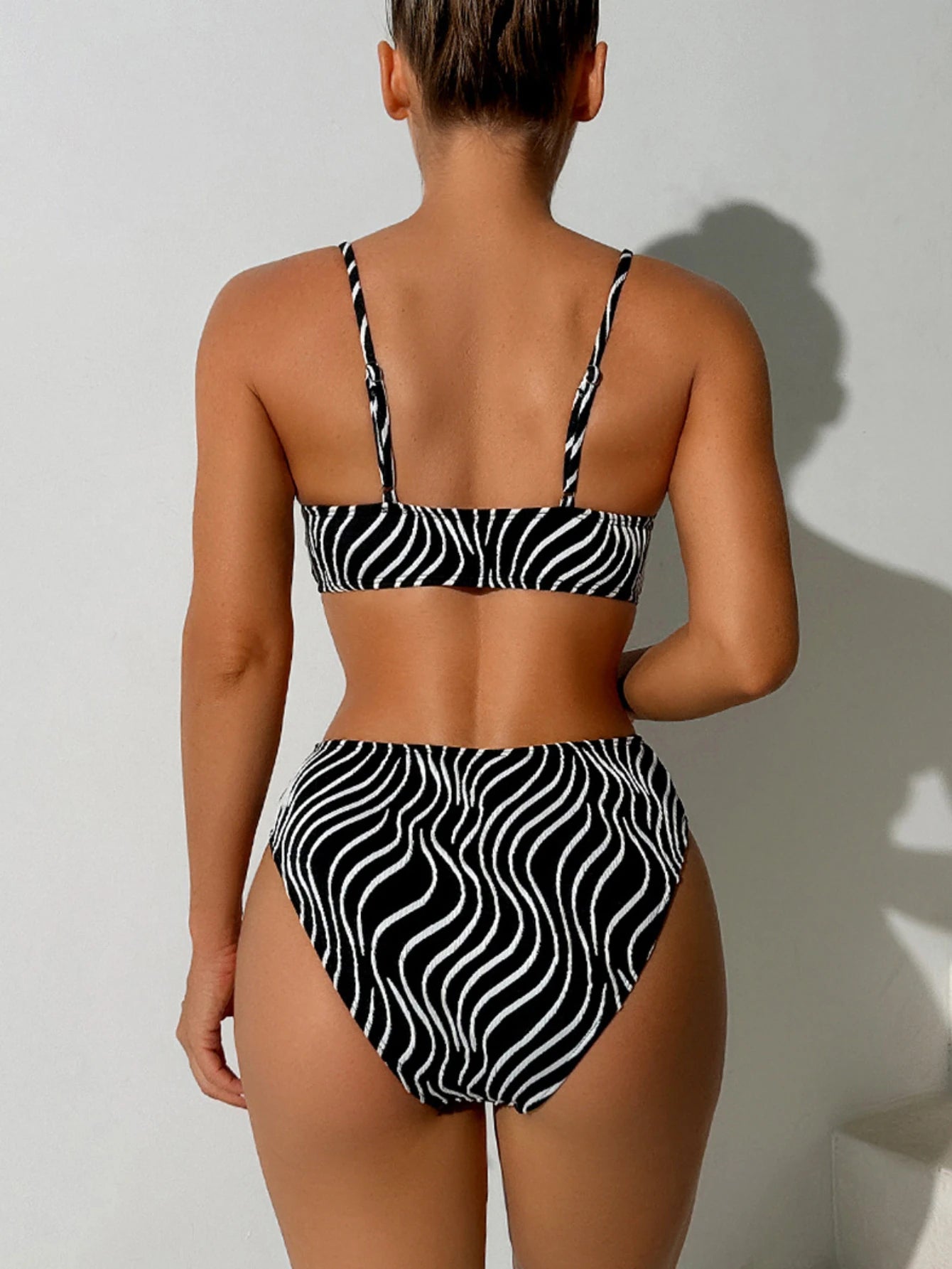 2026 New Women's Bikini Set Stripe Print 2 Pice Swimsuit Drawstring Lace-up V Neck Suspender Backless Beach Vacation Swimwear
