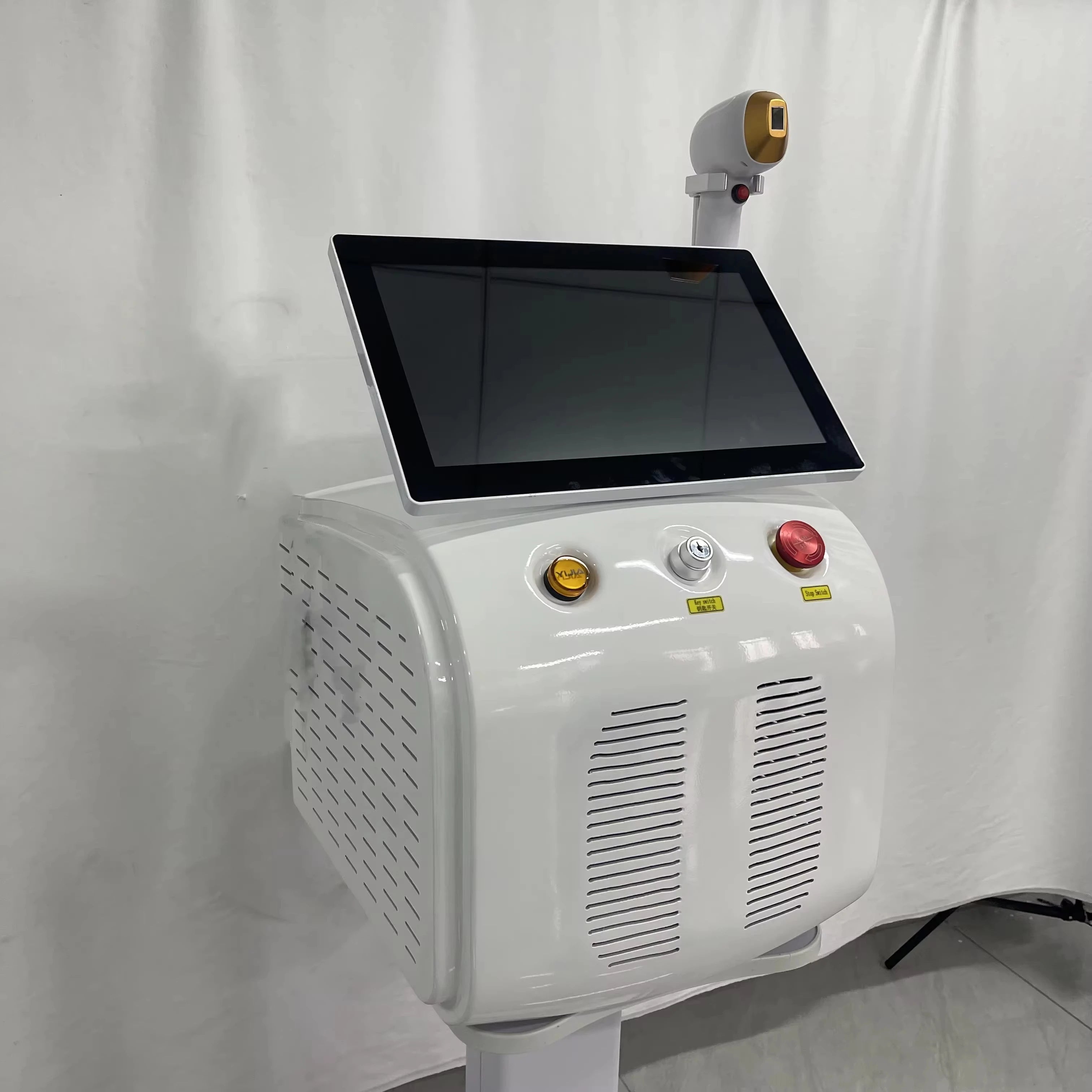 Portable Diode Ice Titanium Laser Hair Removal Machine Professional Permanent Alexandrite Device 808nm 5 Waves