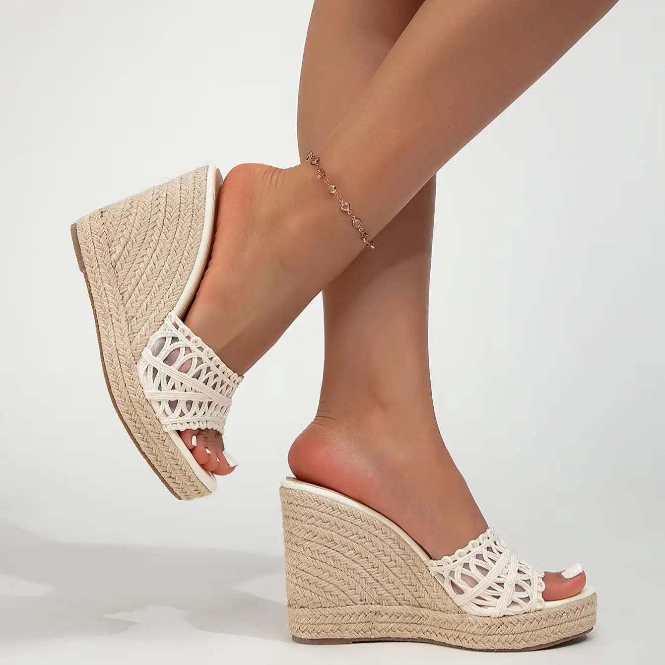 Summer New Fashion Simple Women's Sandals, Versatile for Daily Wear, Vacation, Leisure, Travel, Open-Toe Slip-On Platform High-Heeled Sandals